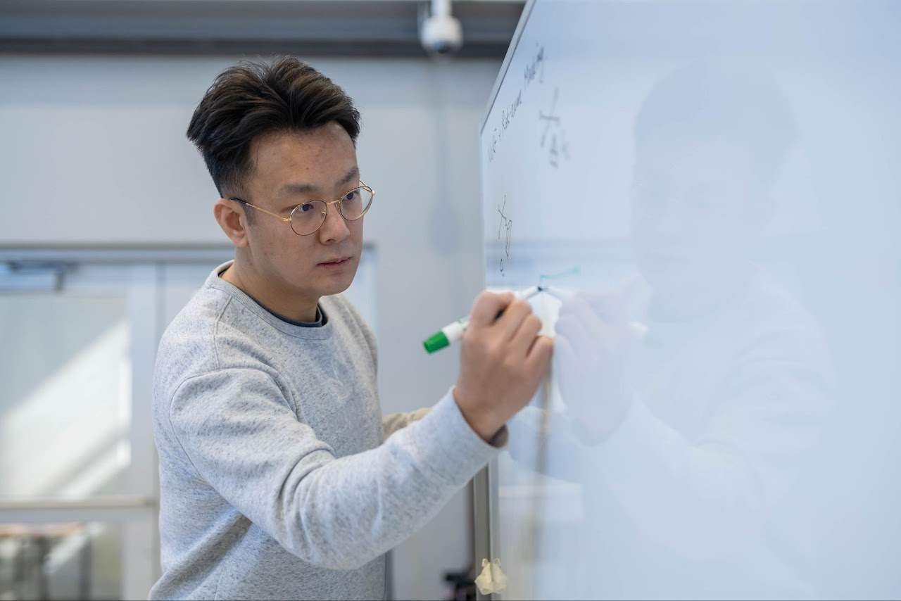 Photo of Guangyi Liu